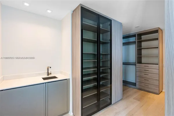 $38,700 | 18975 Collins Avenue, Unit 4600, Sunny Isles Beach, FL 33160