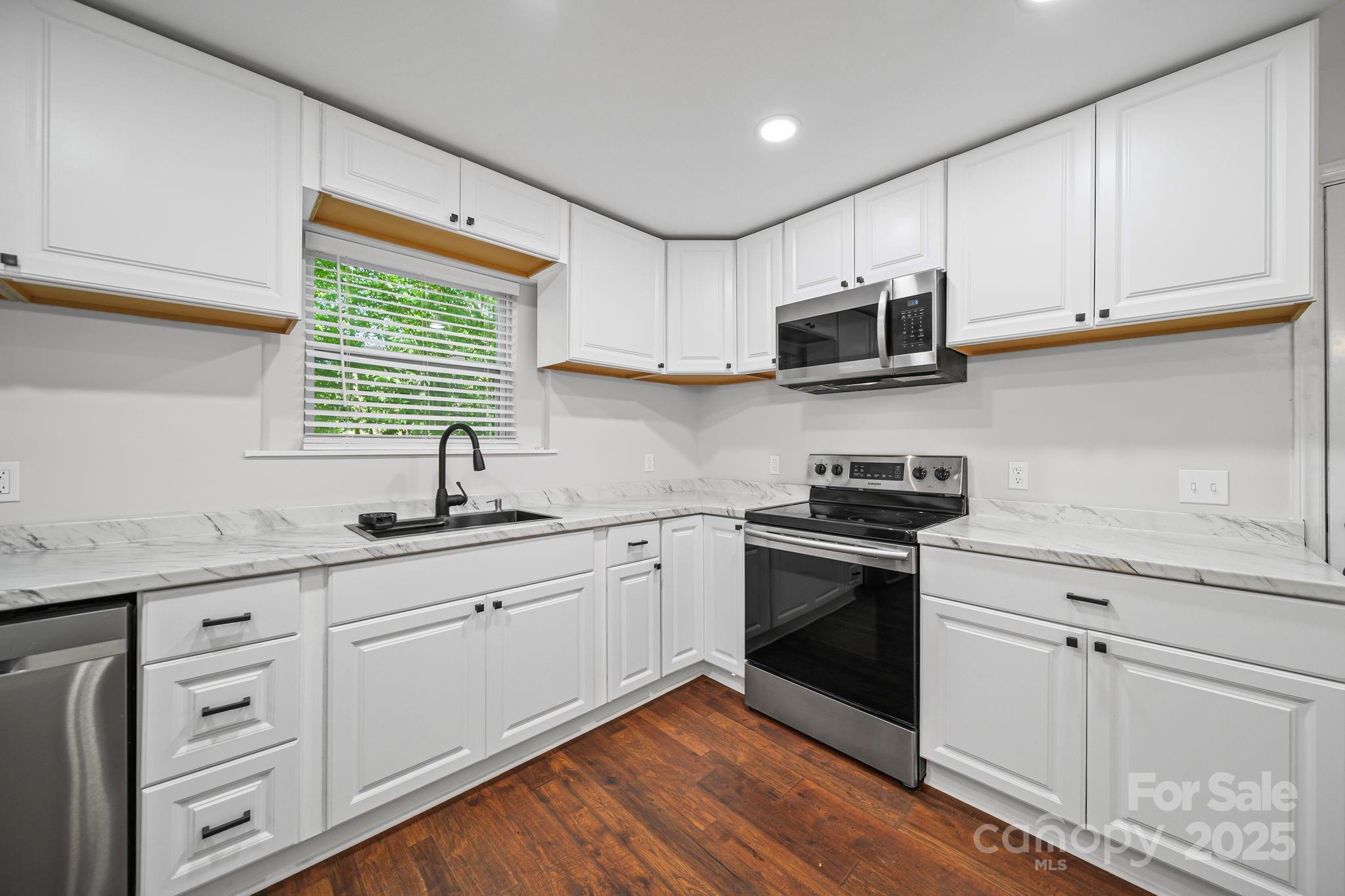 1378 Flint Ridge Road Heath Springs, SC 29058 - Photo 9 of 28 Gallery Image 9