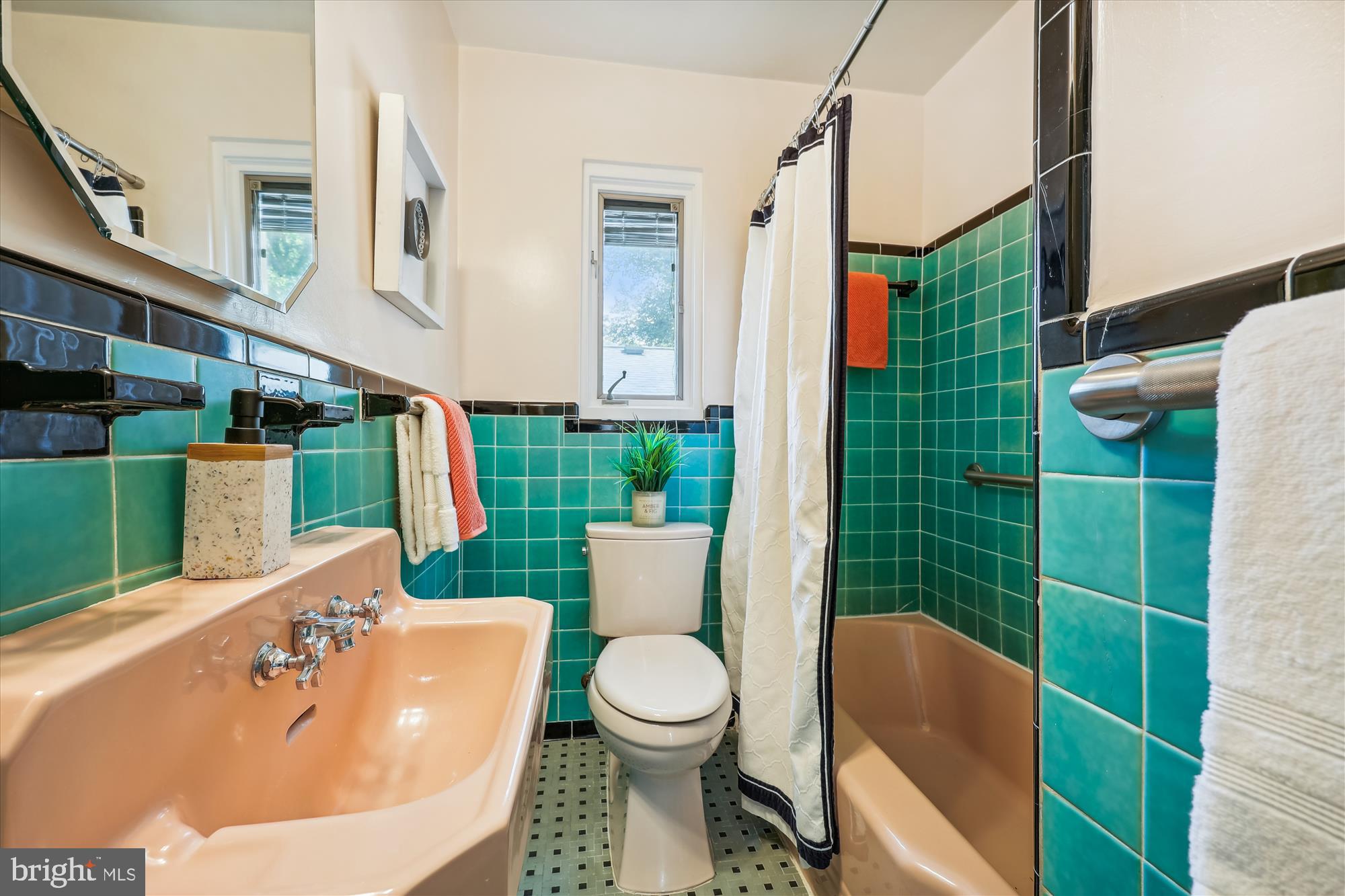 1806 Sanford Road Silver Spring, MD 20902 - Photo 23 of 44 Gallery Image 23