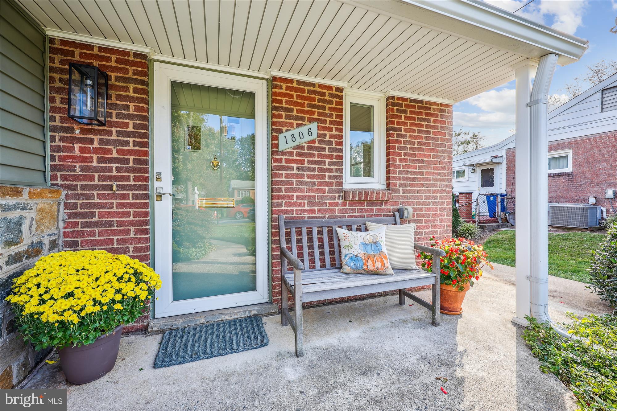 1806 Sanford Road Silver Spring, MD 20902 - Photo 3 of 44 Gallery Image 3