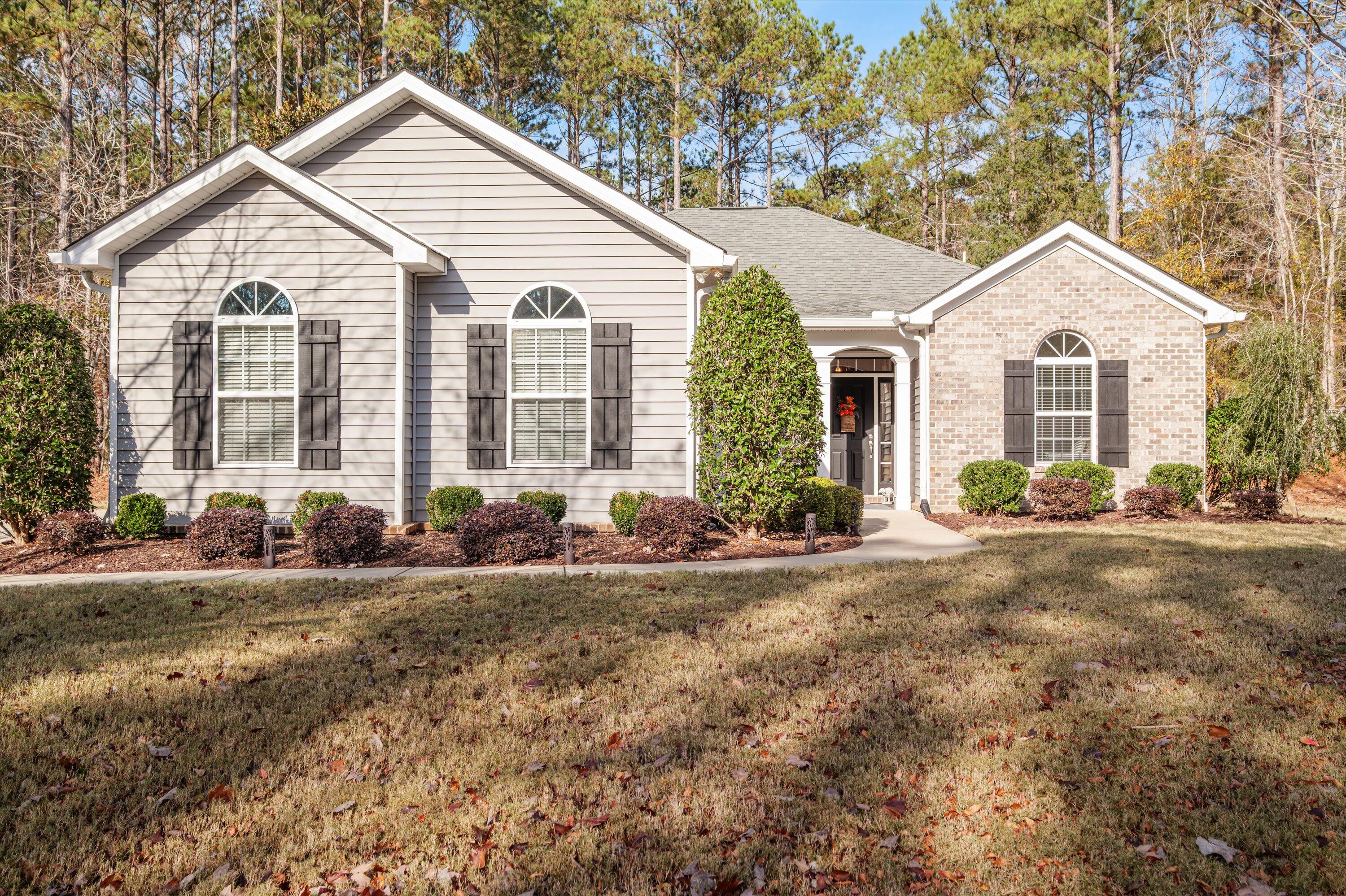 214 Sunflower Circle McCormick, SC 29835 - Photo 2 of 54 02-P1482410