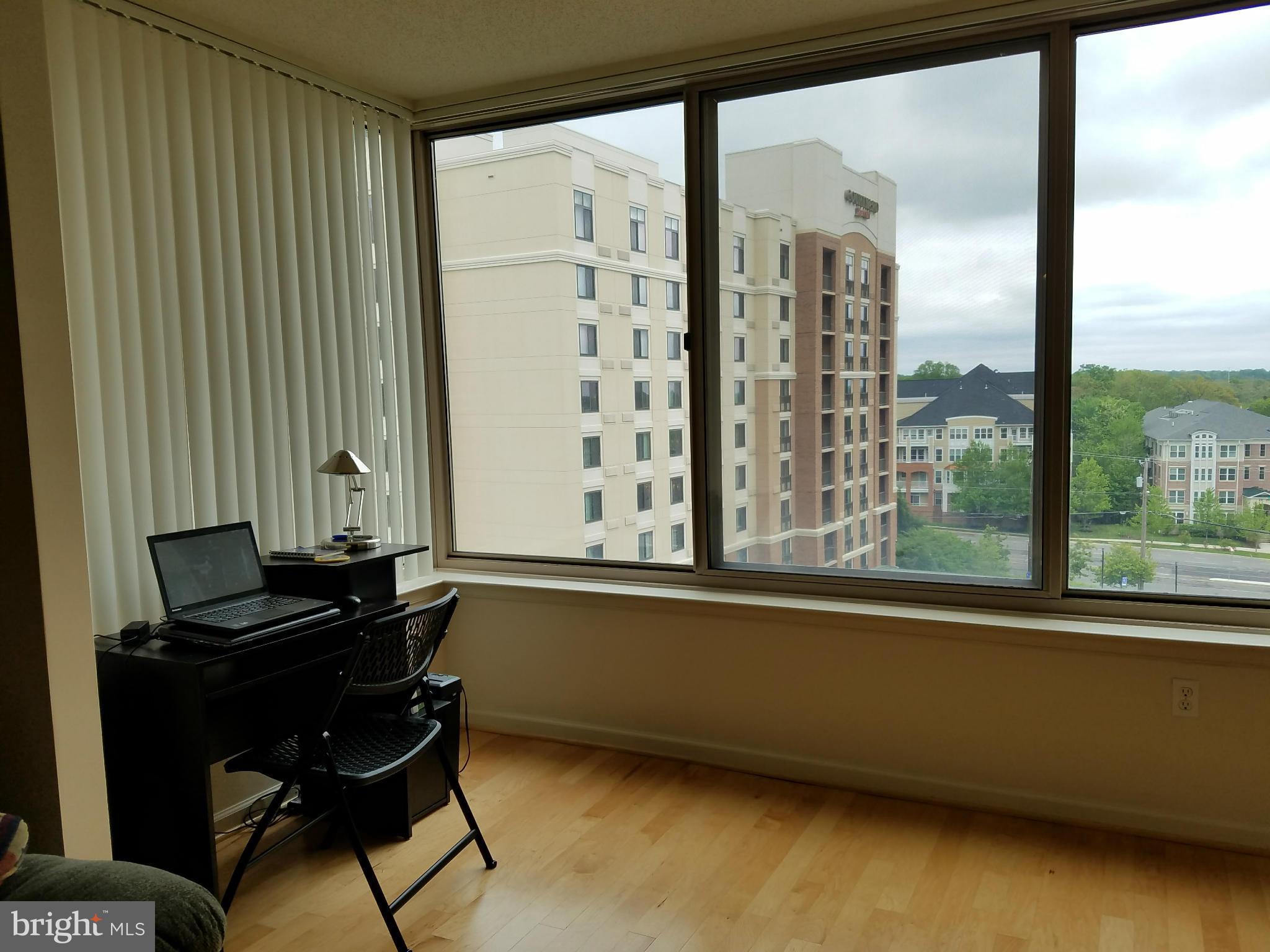 2726 Gallows Road, Unit 814 Vienna, VA 22180 - Photo 7 of 12 View