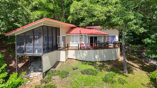 $275,000 | 111 Cr 262 Road, Iuka, MS 38852