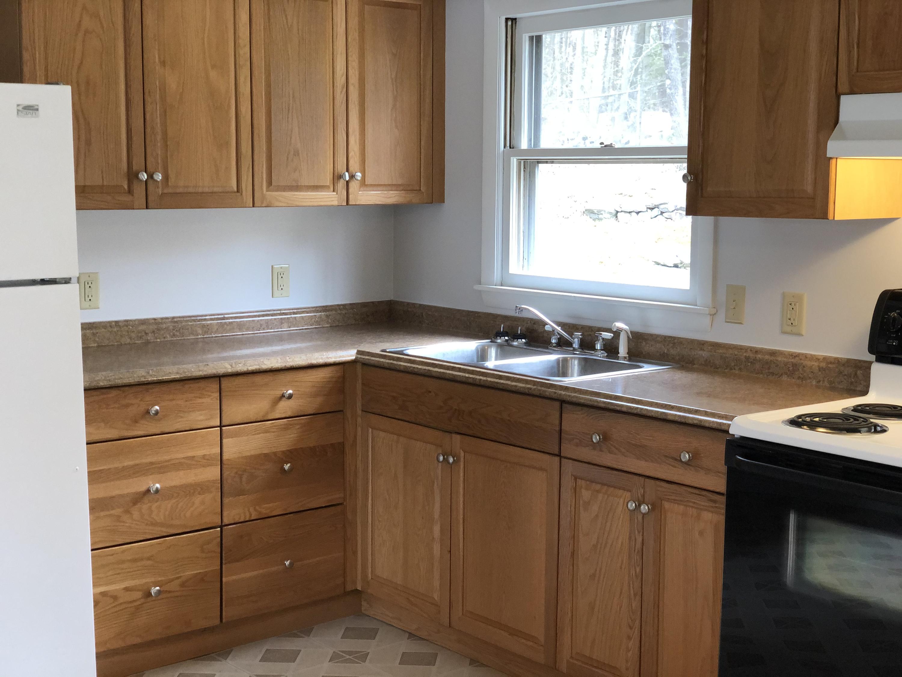 79 Sherburne Street Springvale, ME 04083 - Photo 6 of 22 8
