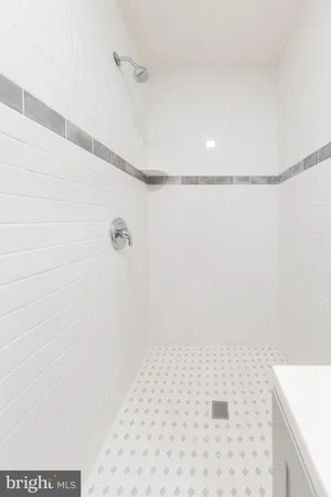 $3,250 | 2232 Southgate Square, Reston, VA 20191