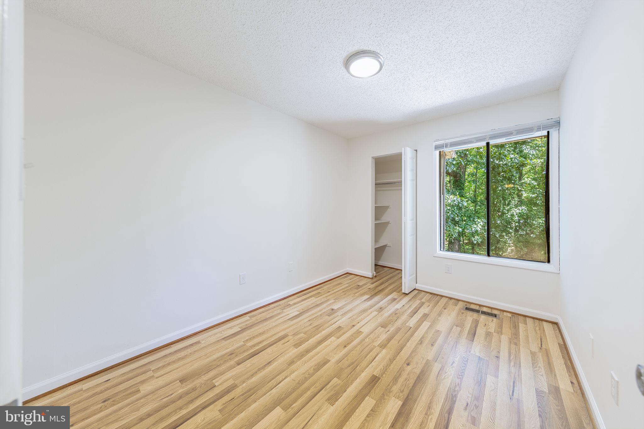 2232 Southgate Square Reston, VA 20191 - Photo 15 of 49