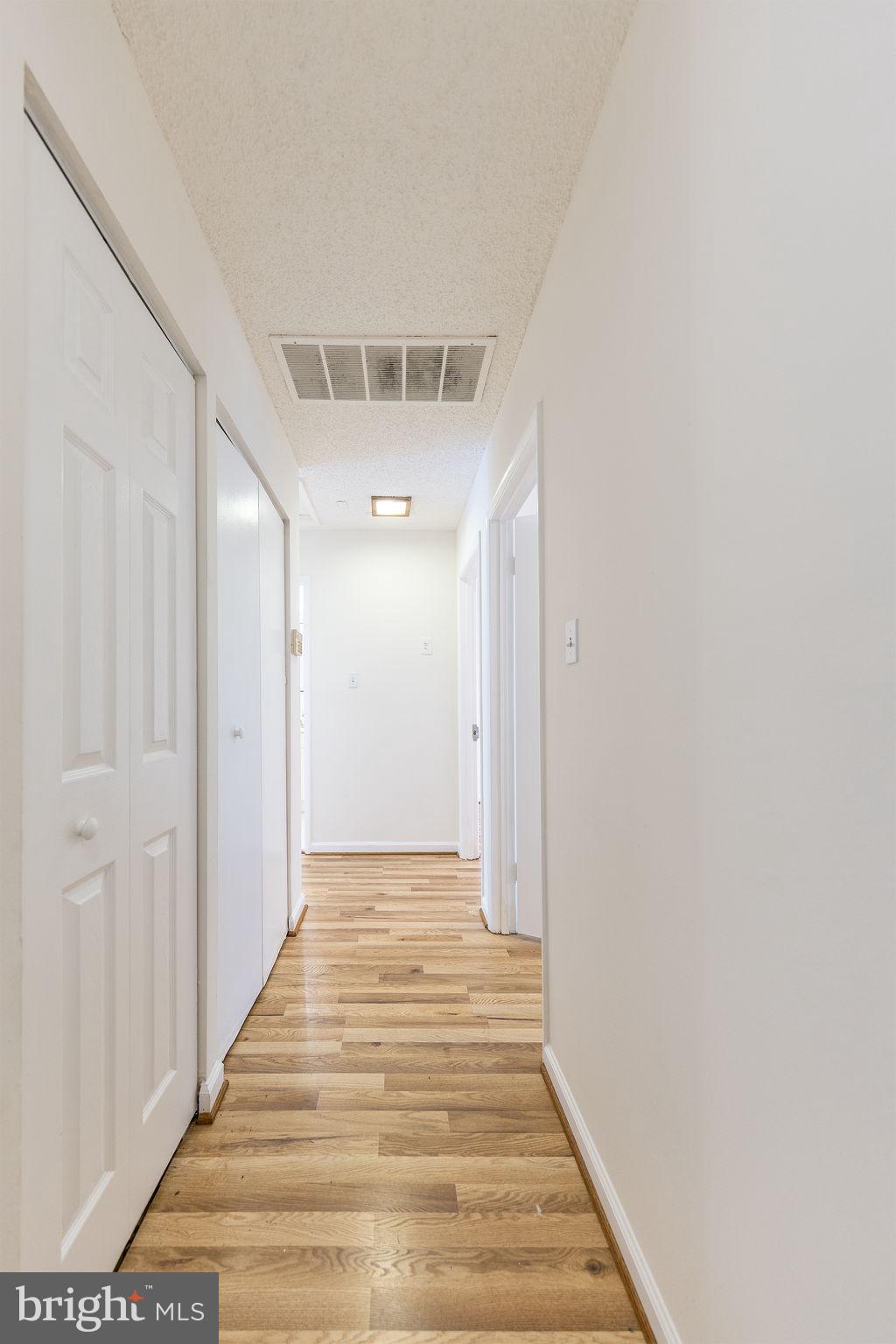 2232 Southgate Square Reston, VA 20191 - Photo 19 of 49