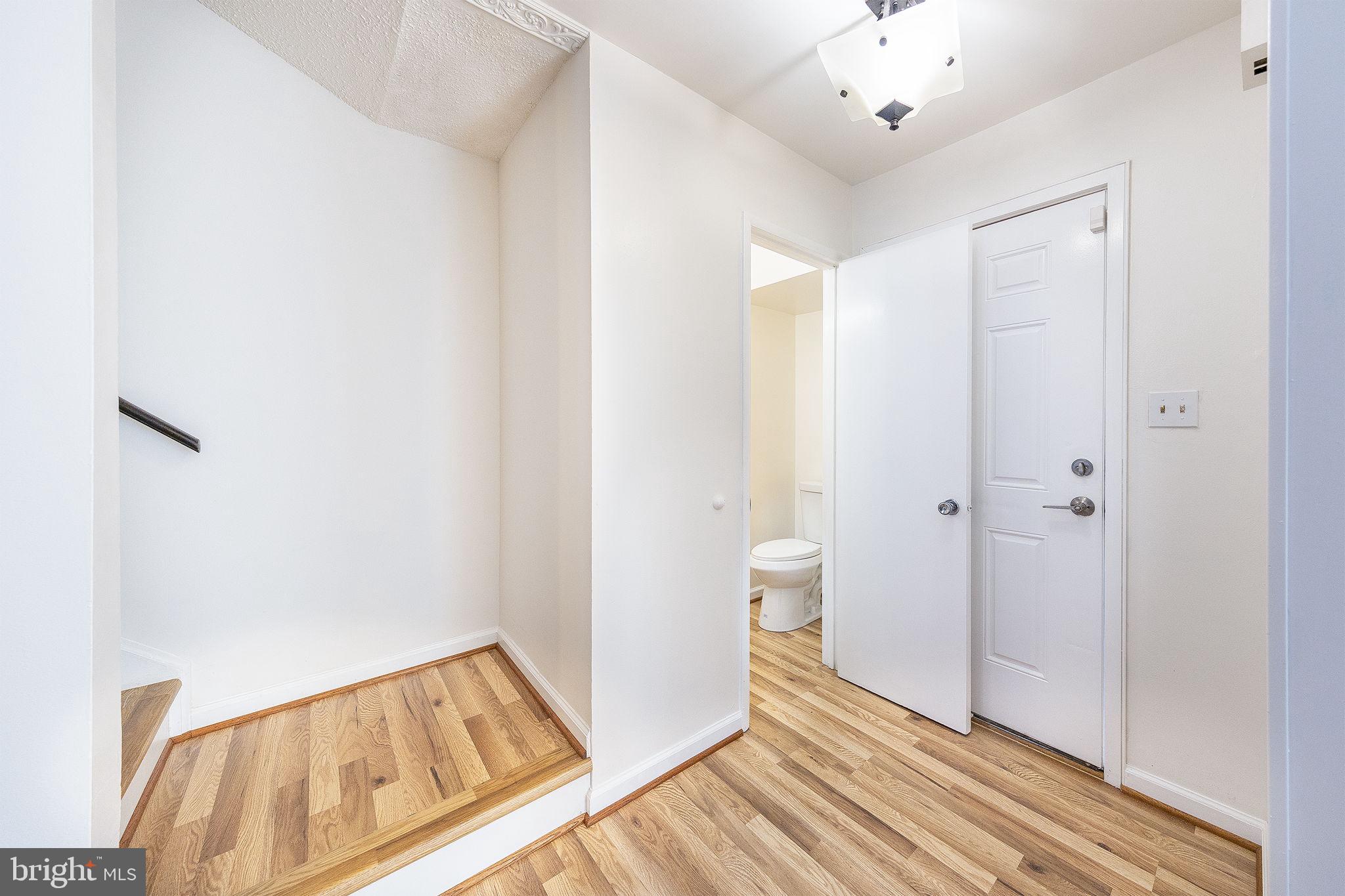 2232 Southgate Square Reston, VA 20191 - Photo 21 of 49