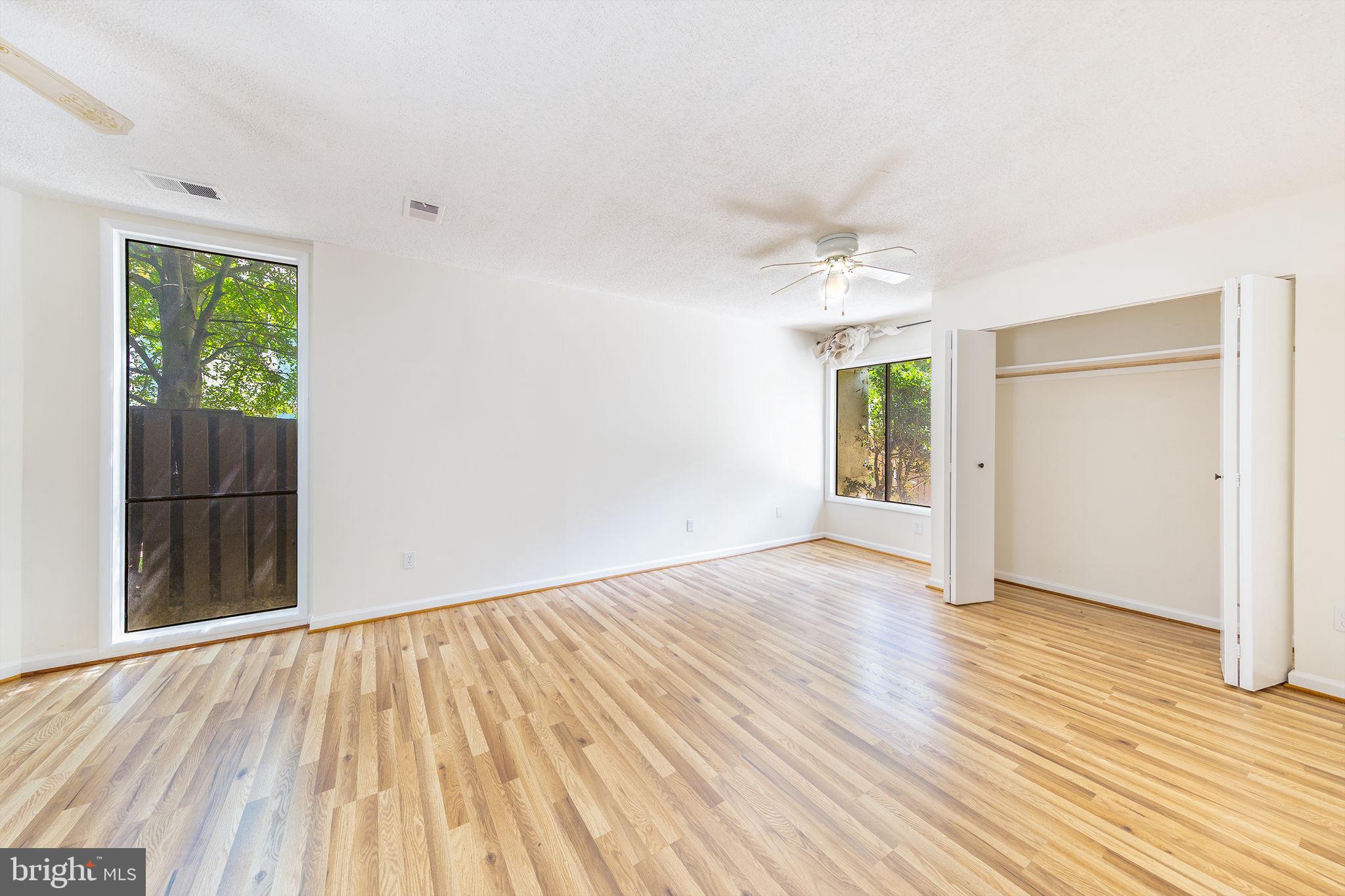 2232 Southgate Square Reston, VA 20191 - Photo 23 of 49