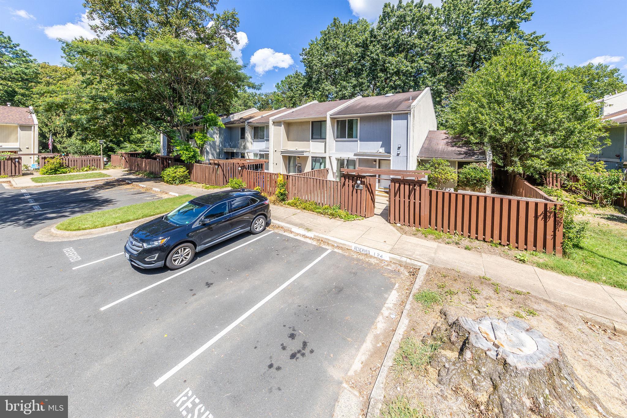 2232 Southgate Square Reston, VA 20191 - Photo 36 of 49