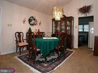176 Windmill Road Willow Grove, PA 19090 - Photo 3 of 6 Gallery Image 3