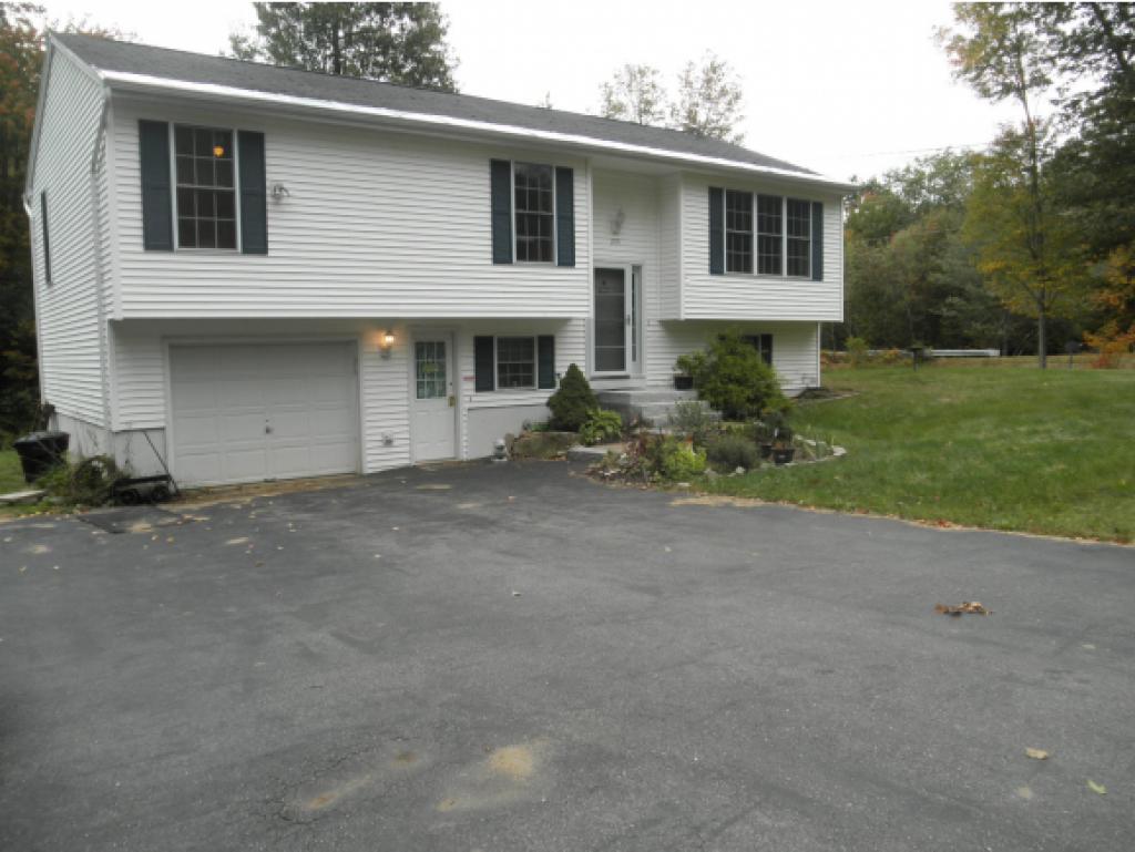 215 Bee Hole Road Loudon, NH 03307 - Photo 3 of 26