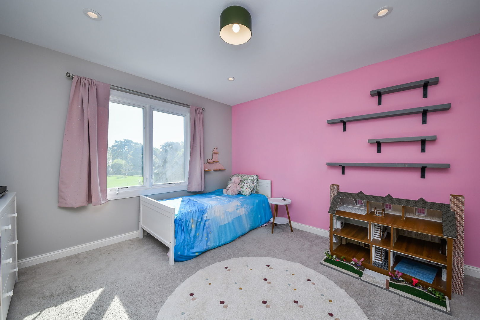 24 Winners Cup Circle Wheaton, IL 60189 - Photo 25 of 46 a bedroom with furniture and a window