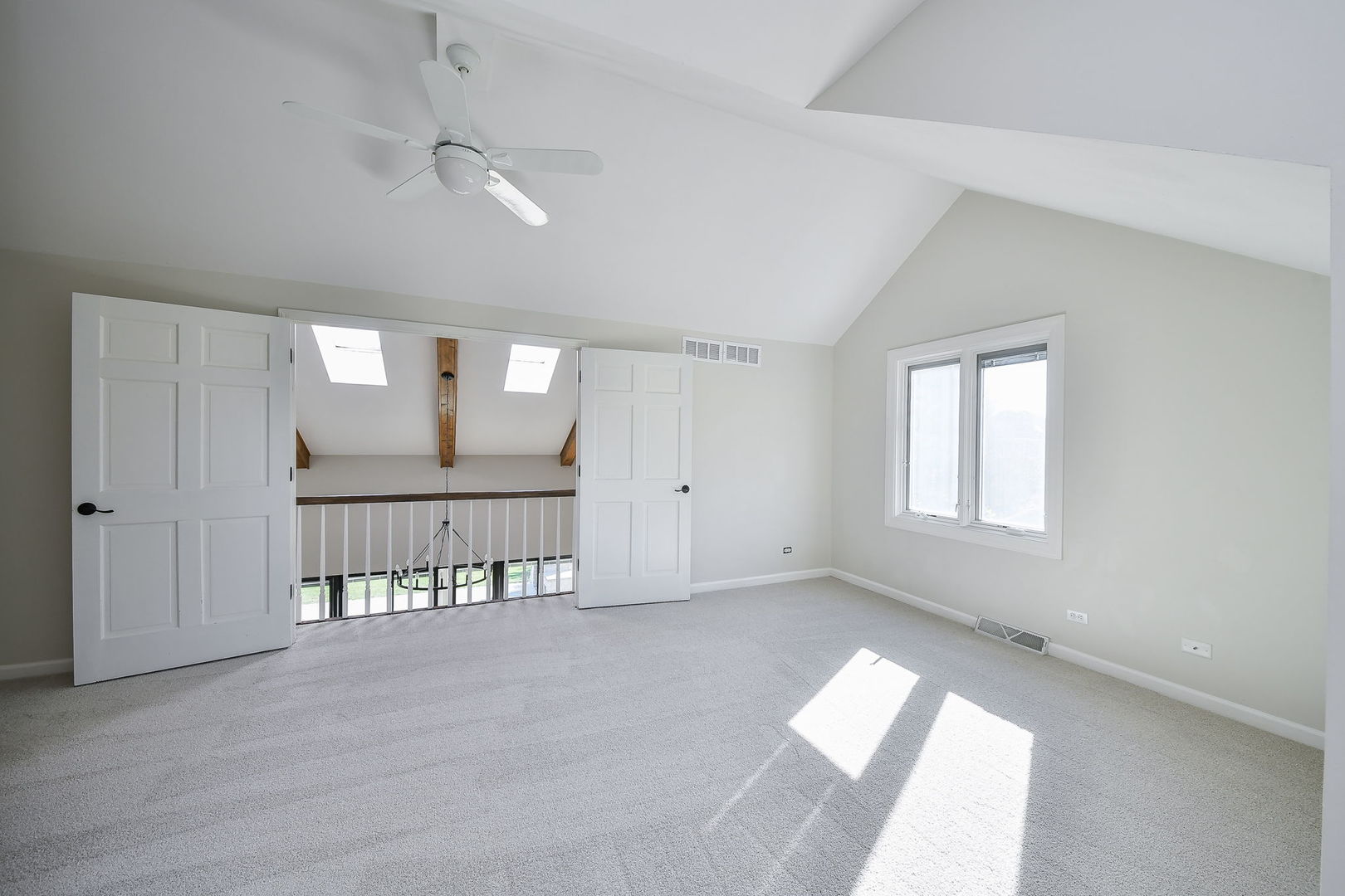 24 Winners Cup Circle Wheaton, IL 60189 - Photo 28 of 46 a view of an empty room with a window