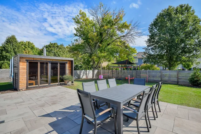 $1,289,000 | 24 Winners Cup Circle, Wheaton, IL 60189