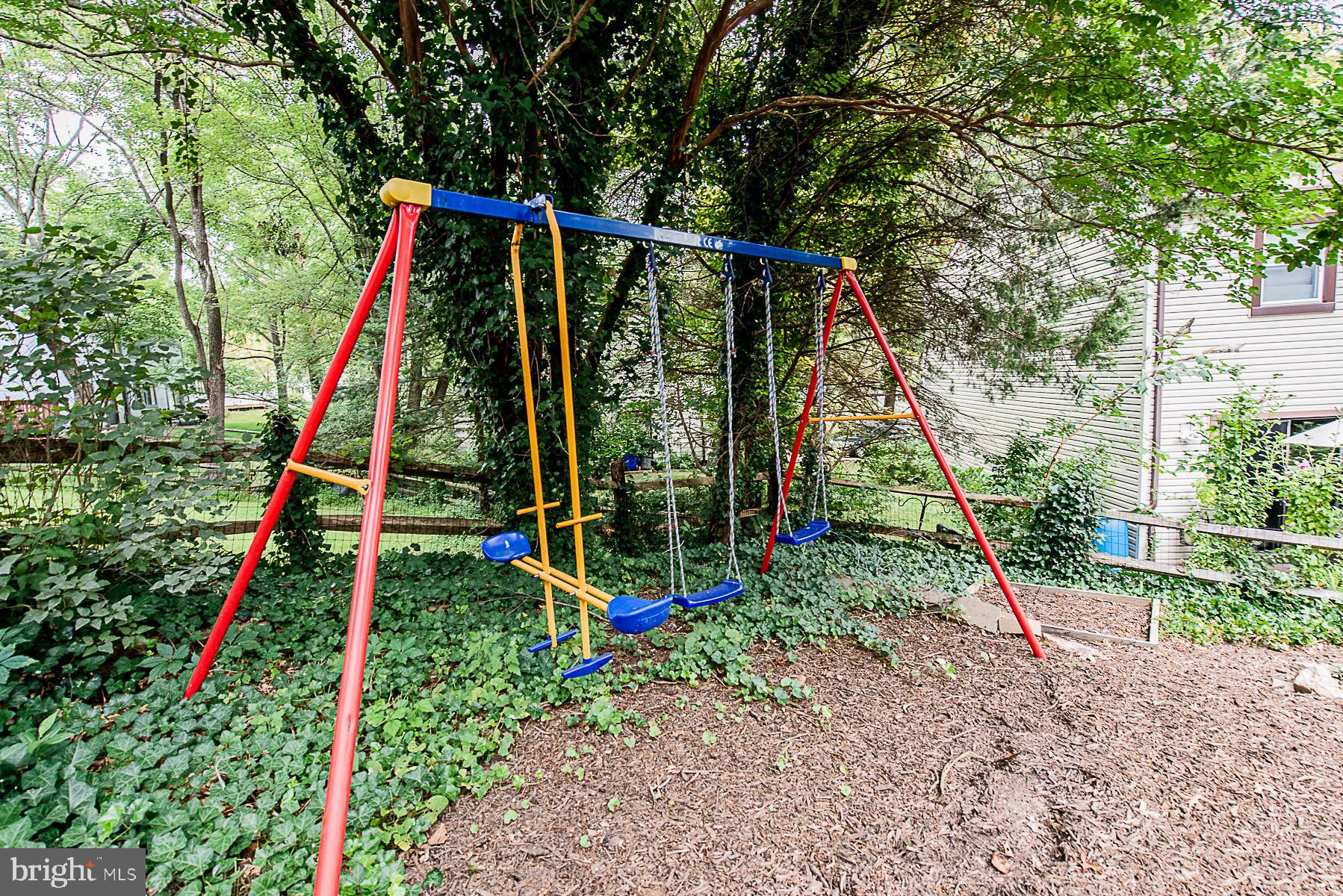 9623 Rocksparkle Row Columbia, MD 21045 - Photo 18 of 20 Swing Set Conveys