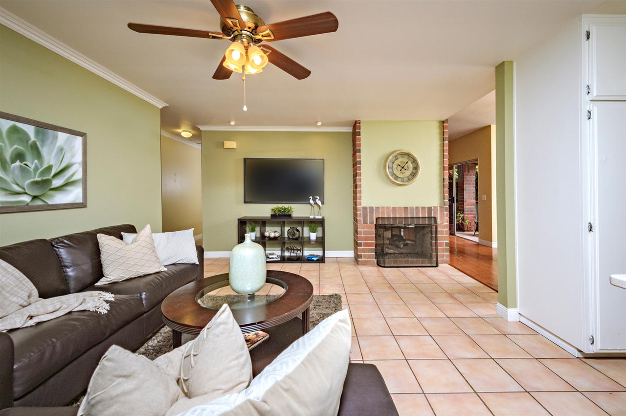 397 Compass Road Oceanside, CA 92054 - Photo 6 of 21