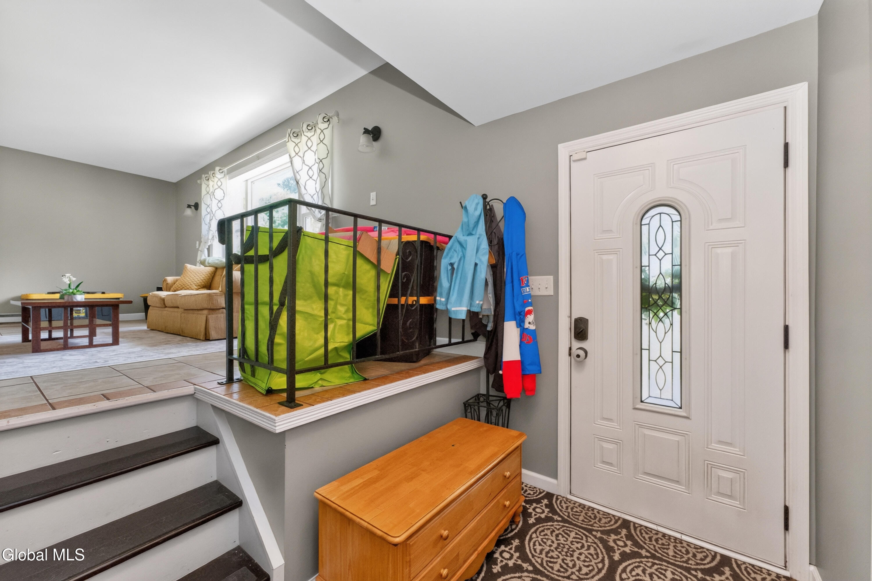 60 Denison Road Colonie, NY 12309 - Photo 3 of 26 1 Entryway