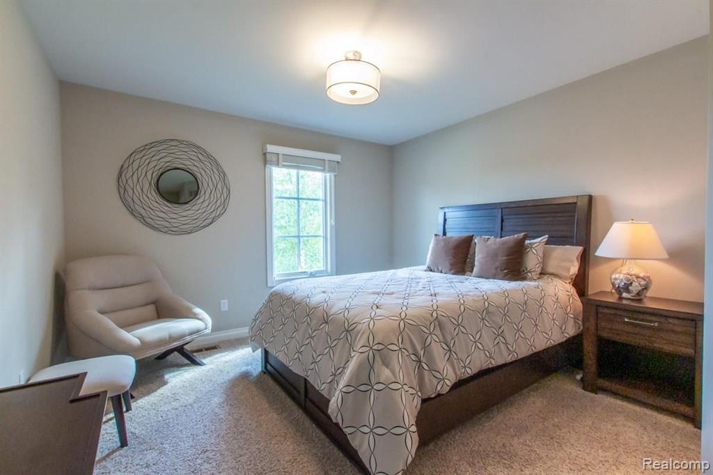 3652 Rosewood Lane Rochester Hills, MI 48309 - Photo 56 of 75