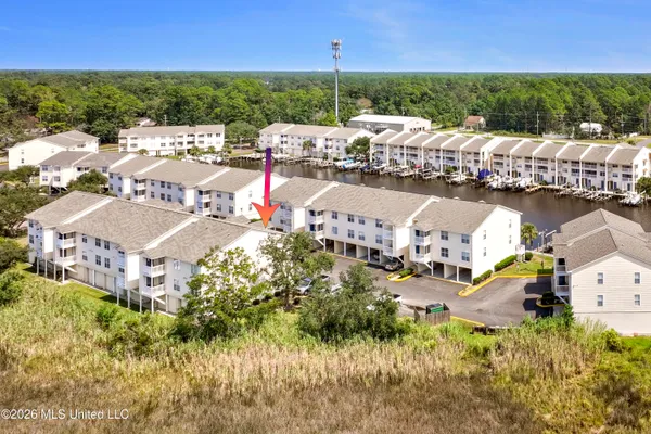 $242,500 | 2421 Beachview Drive, Unit G2, Ocean Springs, MS 39564