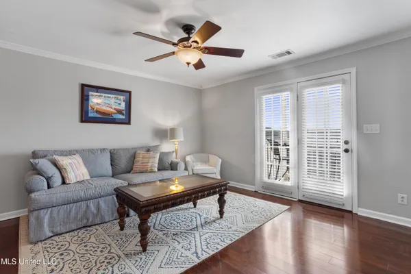$242,500 | 2421 Beachview Drive, Unit G2, Ocean Springs, MS 39564