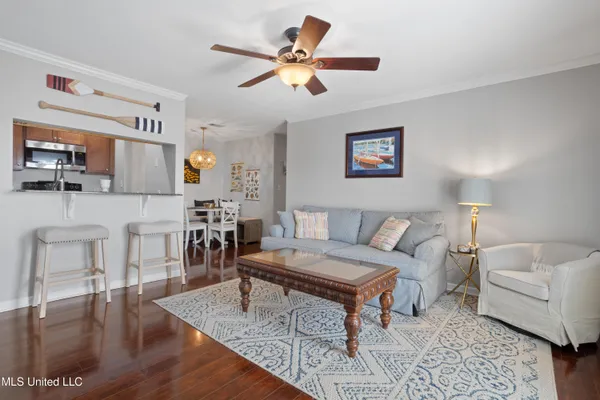 $242,500 | 2421 Beachview Drive, Unit G2, Ocean Springs, MS 39564