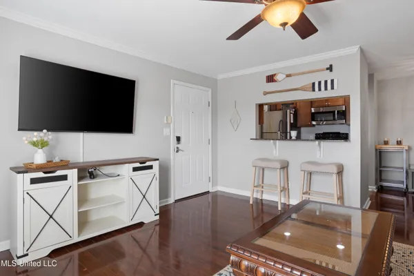 $242,500 | 2421 Beachview Drive, Unit G2, Ocean Springs, MS 39564