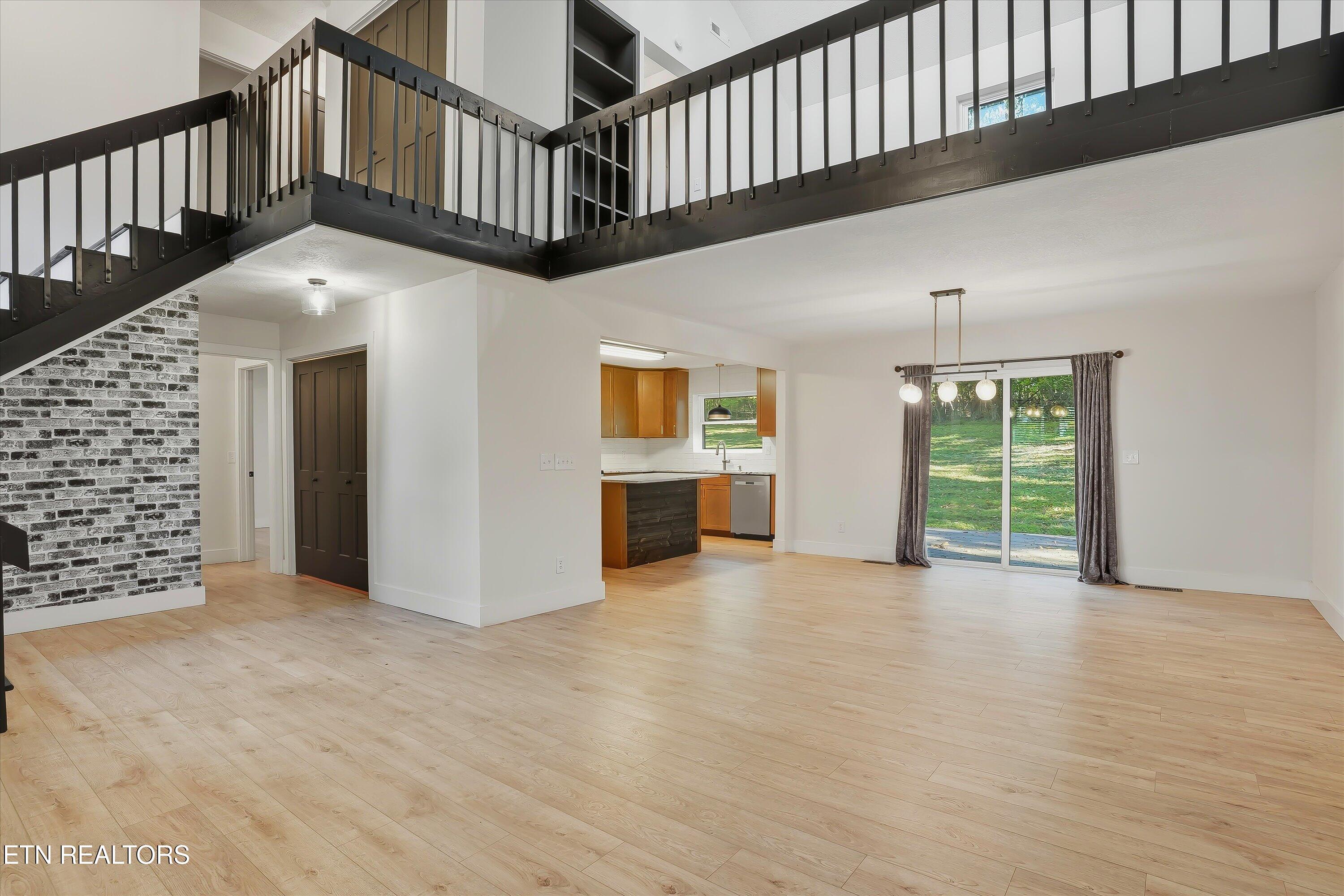 7358 Circle Point Drive Talbott, TN 37877 - Photo 6 of 53 05-7358 Circle Point Dr-5