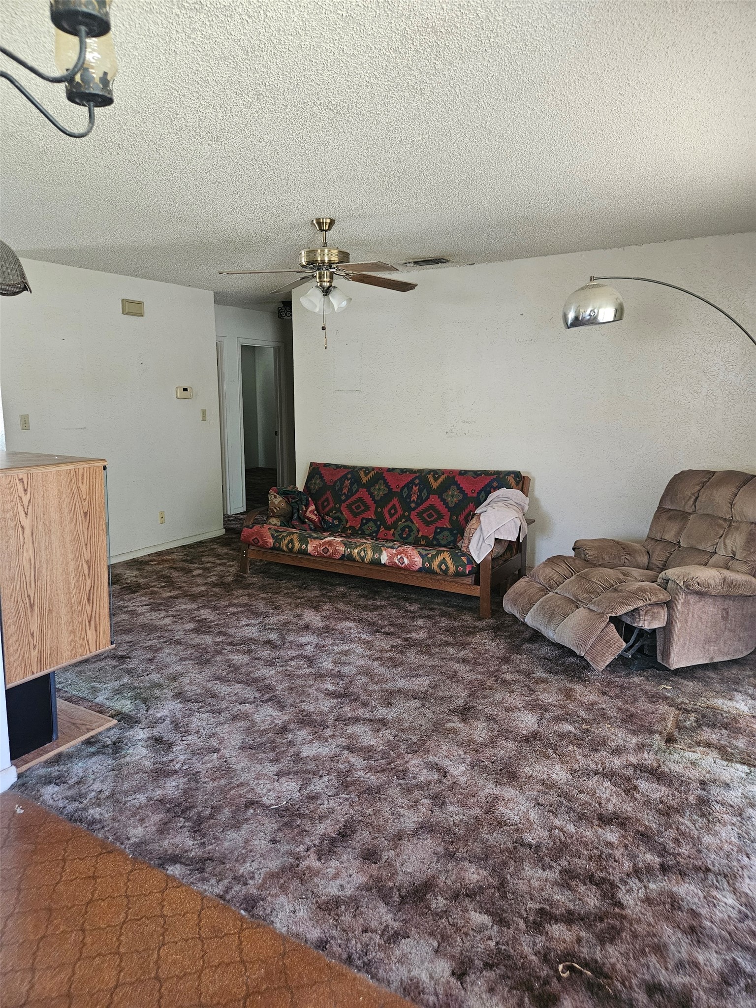 1001 West 17th Street Georgetown, TX 78626 - Photo 4 of 10 Living Room