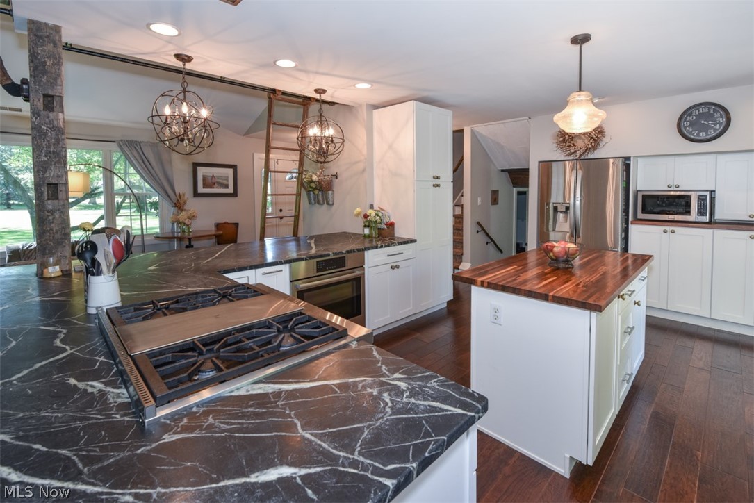 30 Woodside Road Chagrin Falls, OH 44022 - Photo 11 of 35 Gallery Image 11