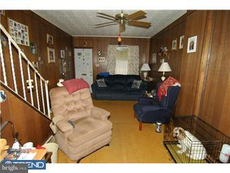 1159 Perry Street Reading, PA 19604 - Photo 3 of 12 Gallery Image 3