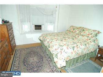 1159 Perry Street Reading, PA 19604 - Photo 8 of 12 Gallery Image 8