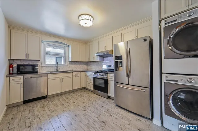 $3,200 | 428 Lincoln Street, Palisades Park, NJ 07650