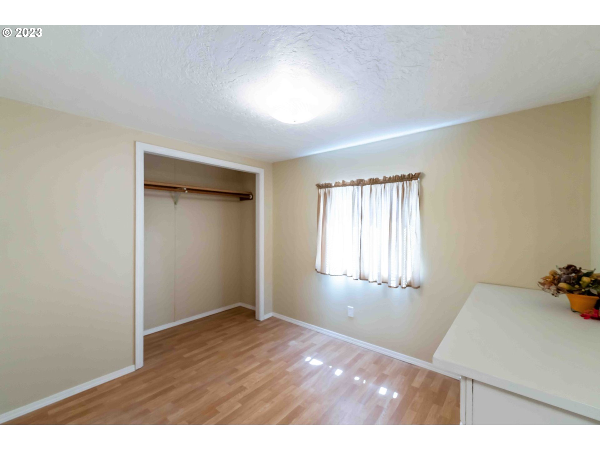 150 North 11th Street Lakeside, OR 97449 - Photo 20 of 24 a view of an empty room and window
