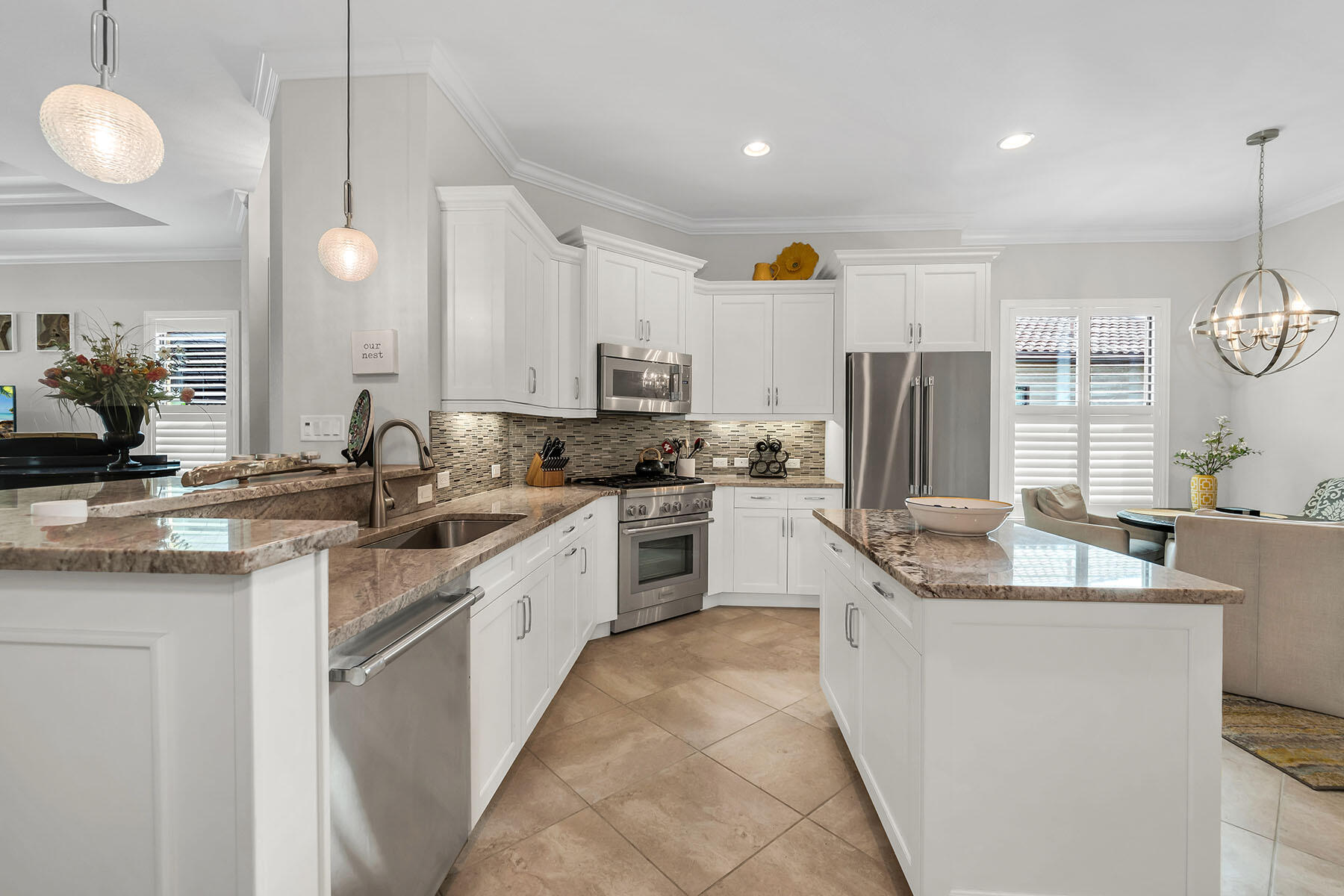 6589 Roma Way Naples, FL 34113 - Photo 8 of 49 226022285d