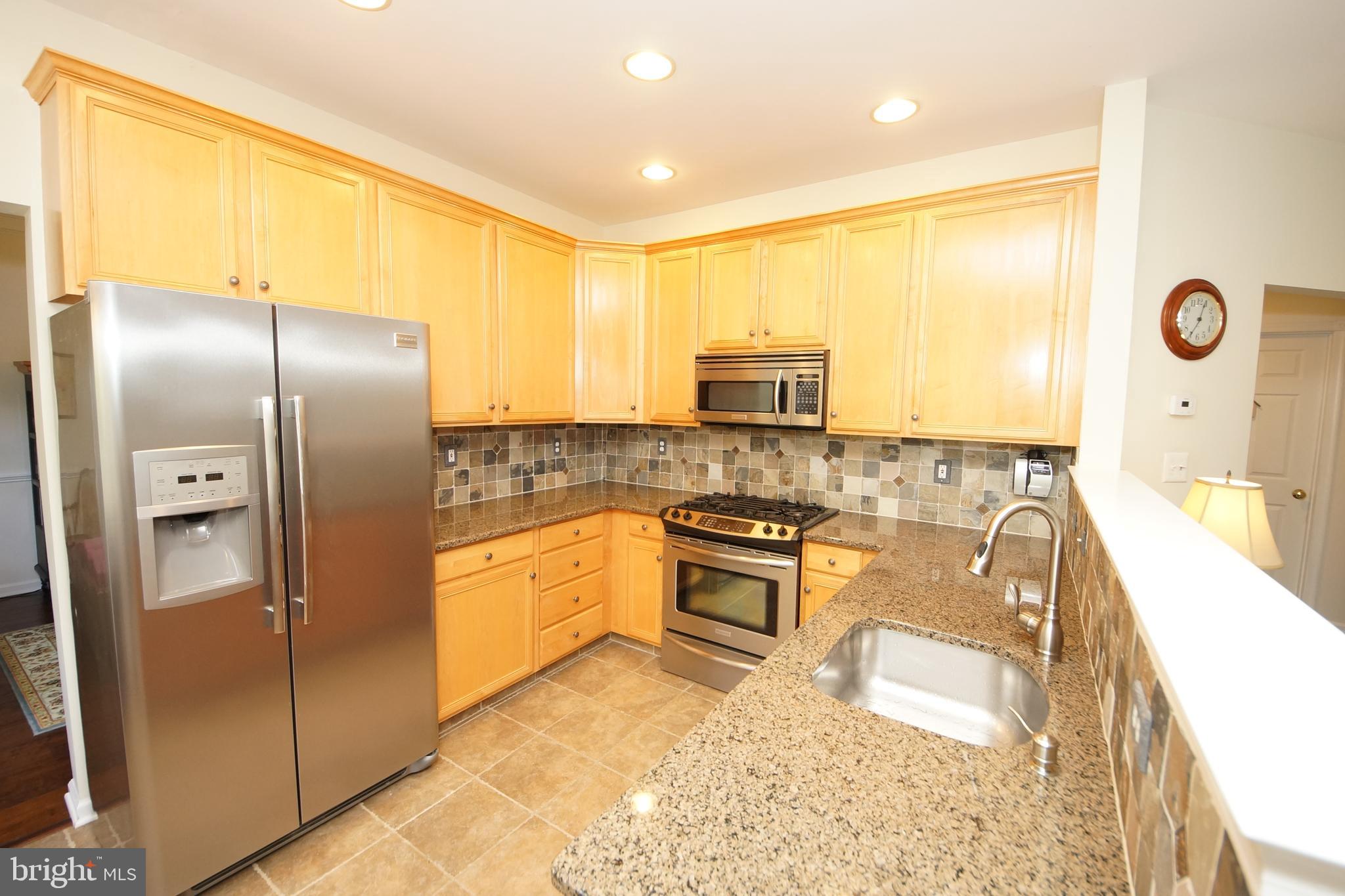 8 Sandstone Road East Windsor, NJ 08520 - Photo 15 of 46