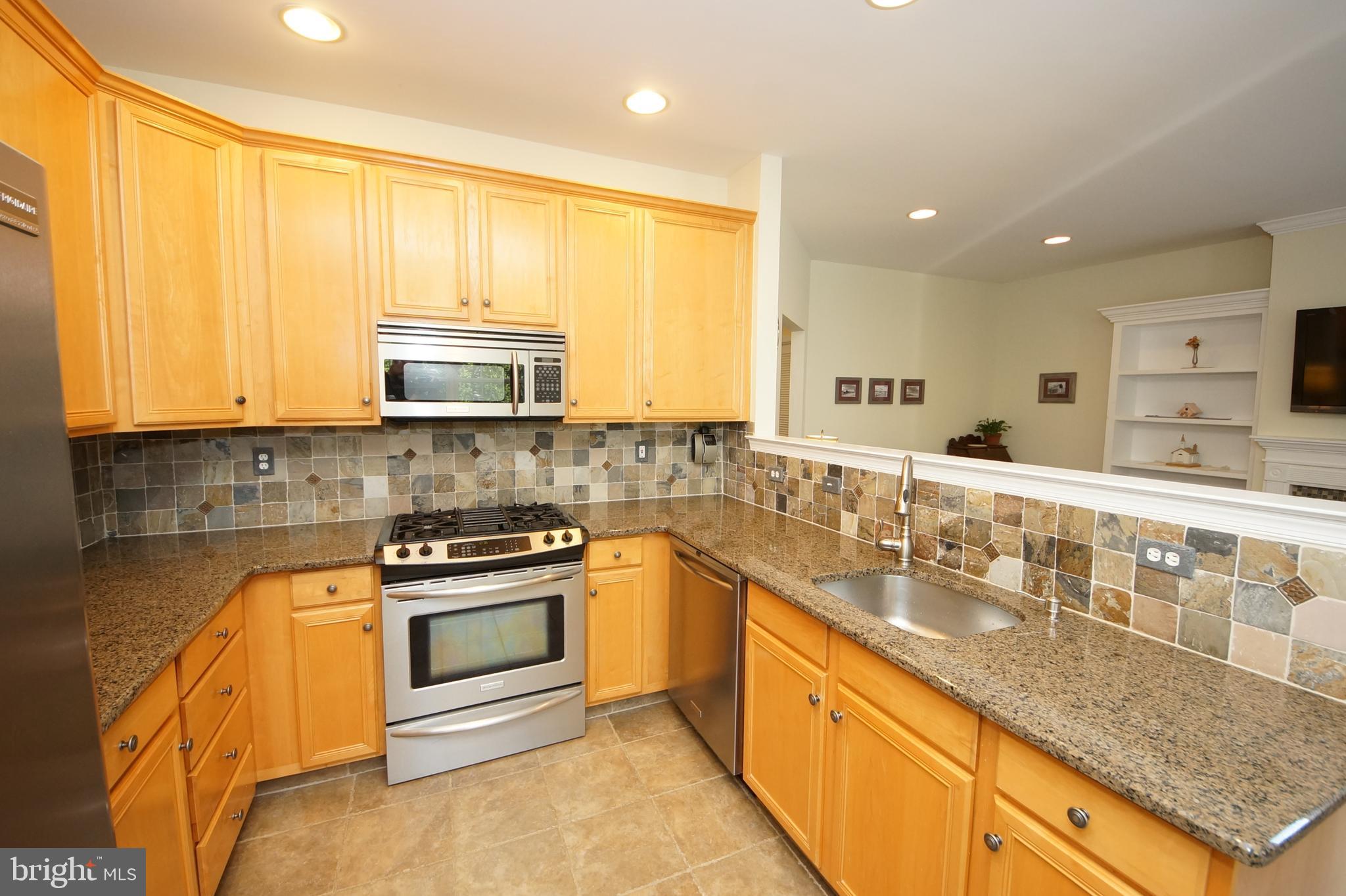 8 Sandstone Road East Windsor, NJ 08520 - Photo 16 of 46