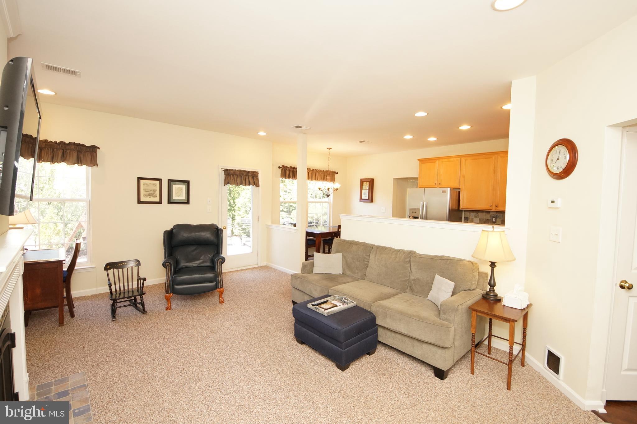 8 Sandstone Road East Windsor, NJ 08520 - Photo 25 of 46