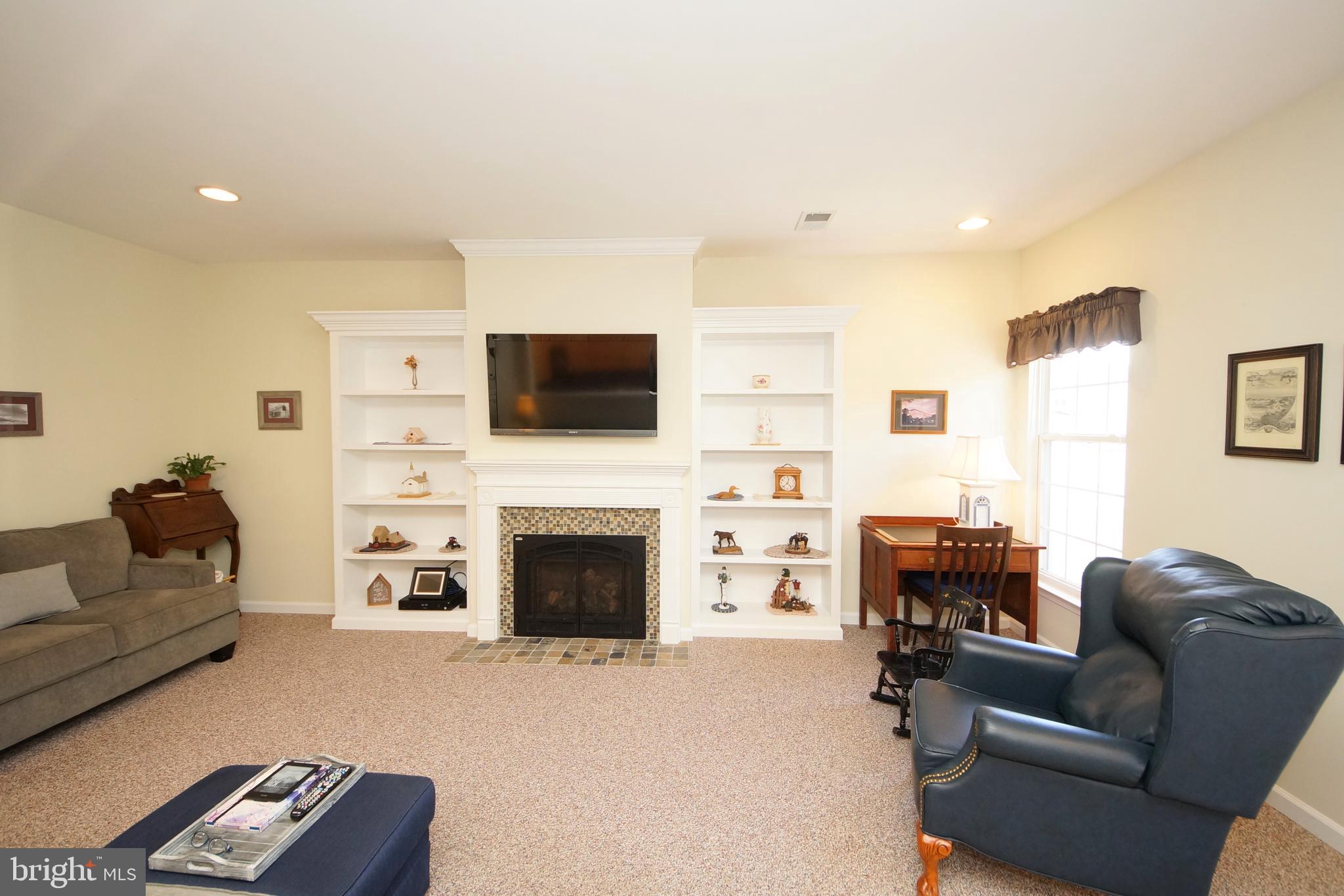 8 Sandstone Road East Windsor, NJ 08520 - Photo 27 of 46