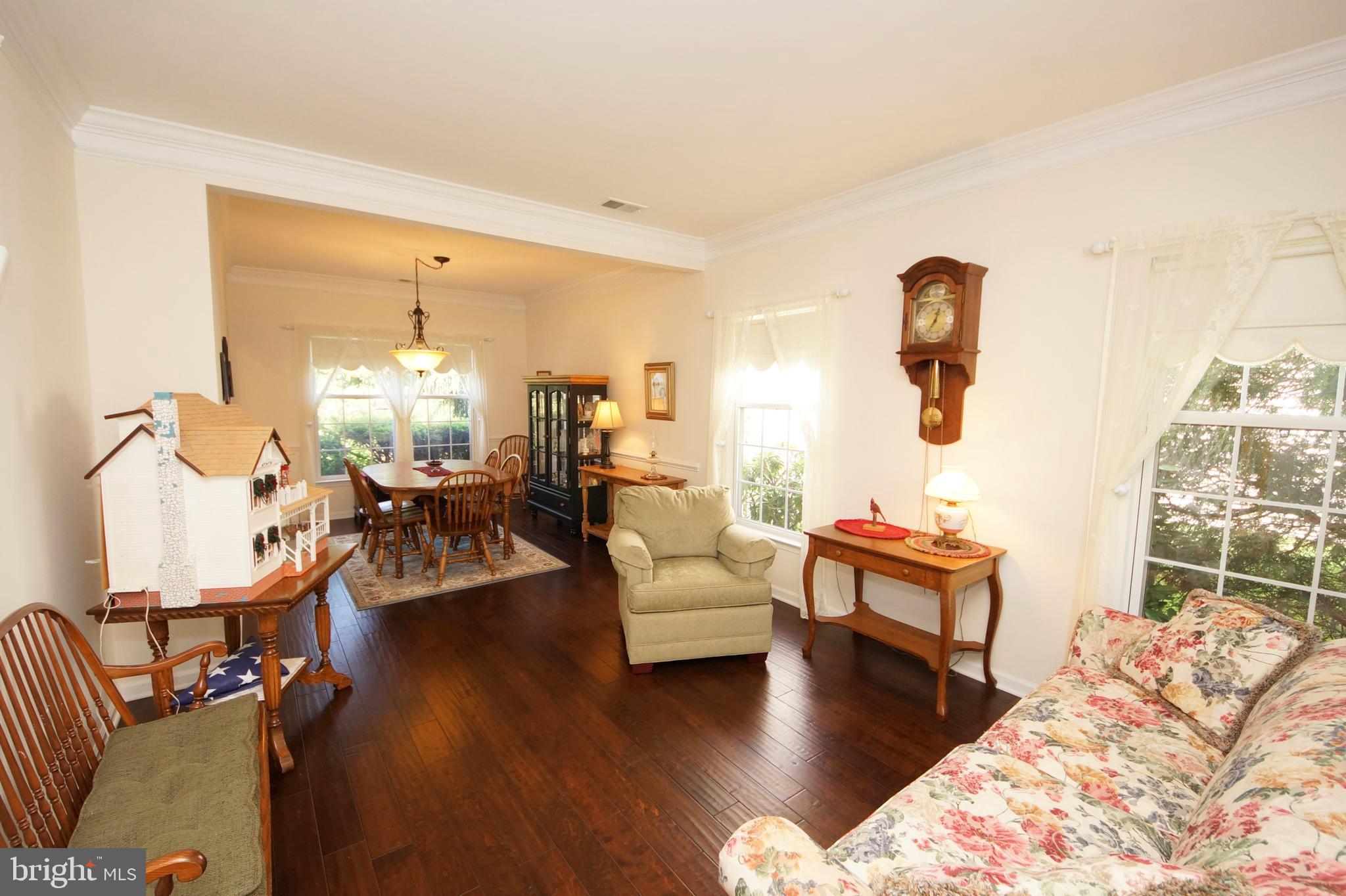 8 Sandstone Road East Windsor, NJ 08520 - Photo 7 of 46