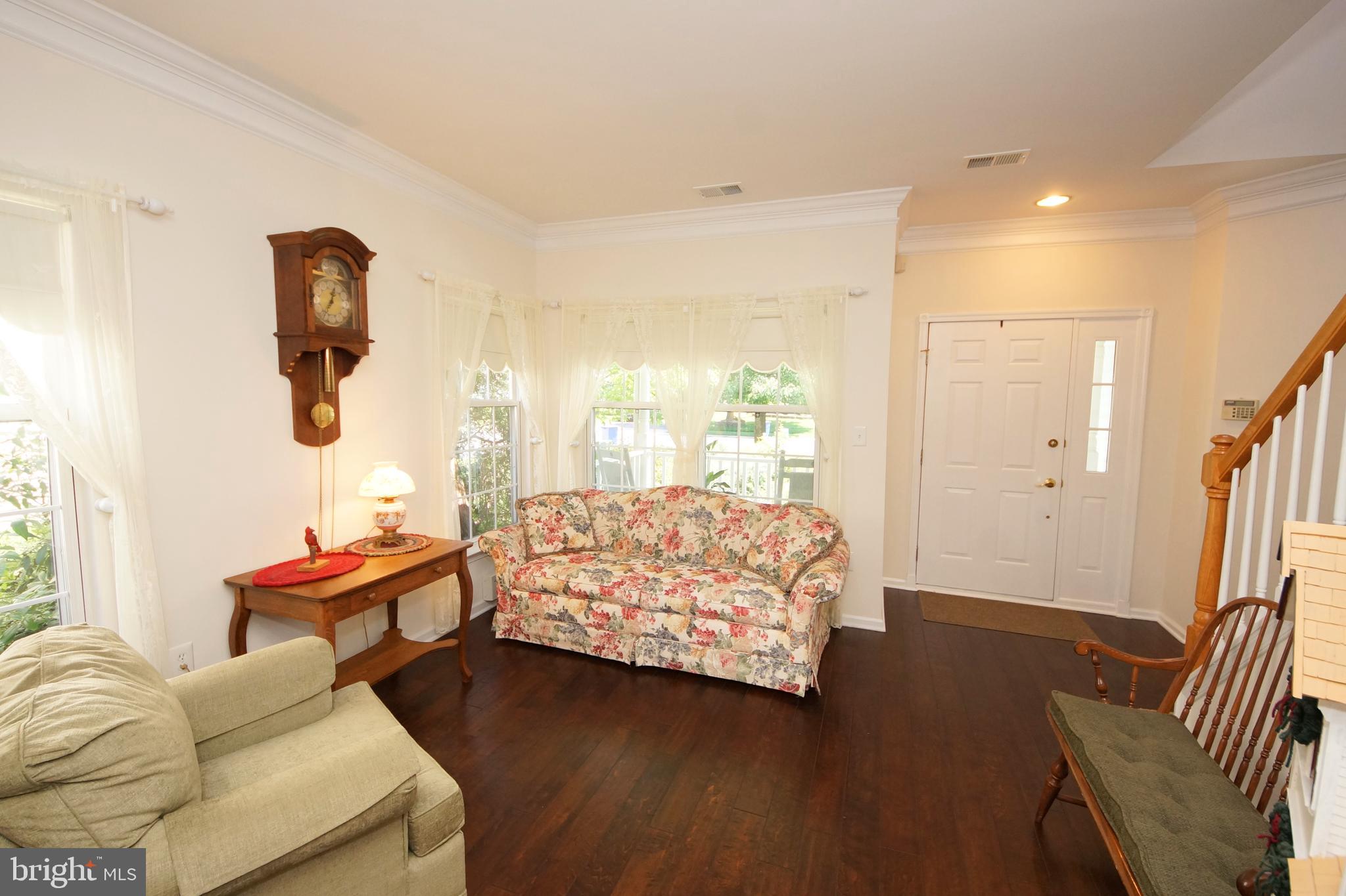 8 Sandstone Road East Windsor, NJ 08520 - Photo 8 of 46