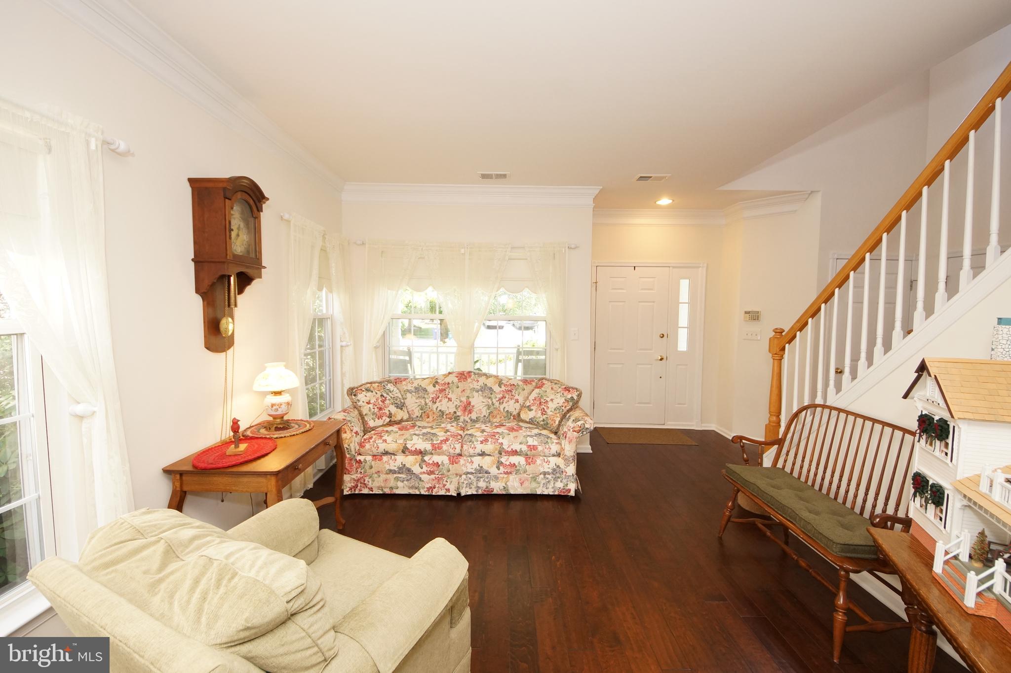 8 Sandstone Road East Windsor, NJ 08520 - Photo 9 of 46