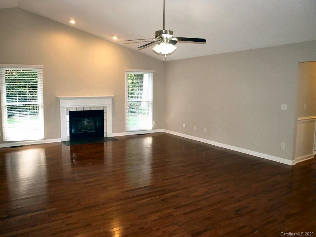 3673 Lake Shore Road South Denver, NC 28037 - Photo 5 of 27 Gallery Image 5