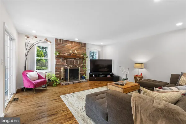 $1,225,000 | 32 Highmont Drive, Princeton Junction, NJ 08550