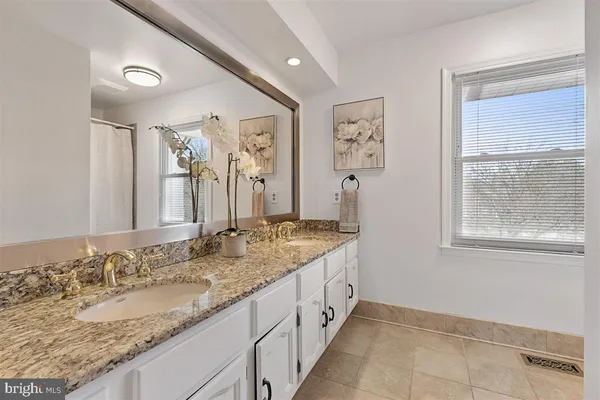 $1,225,000 | 32 Highmont Drive, Princeton Junction, NJ 08550