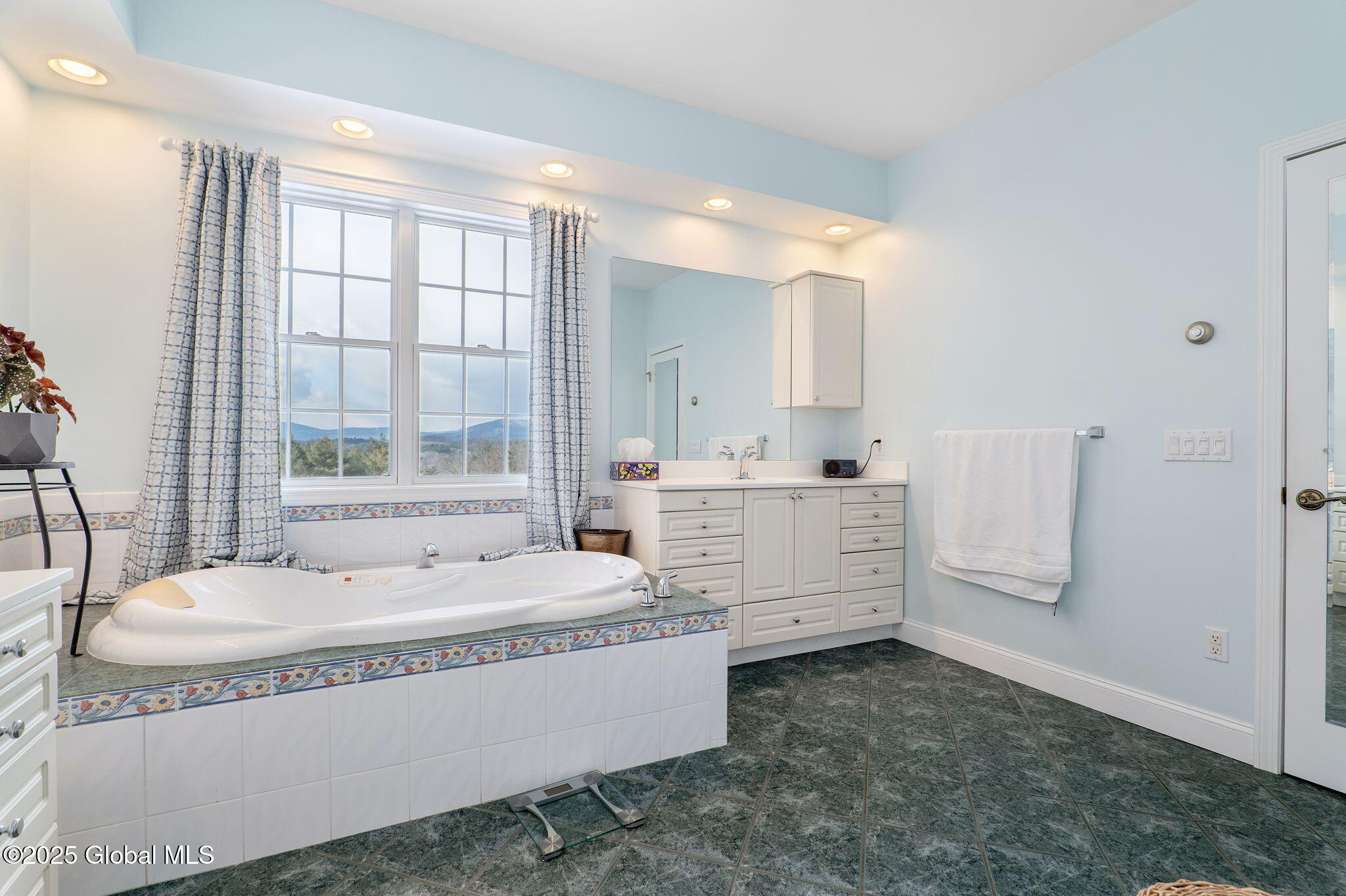 167 Chestnut Ridge Road Queensbury, NY 12804 - Photo 39 of 99 42-167ChestnutRidgeRd_42