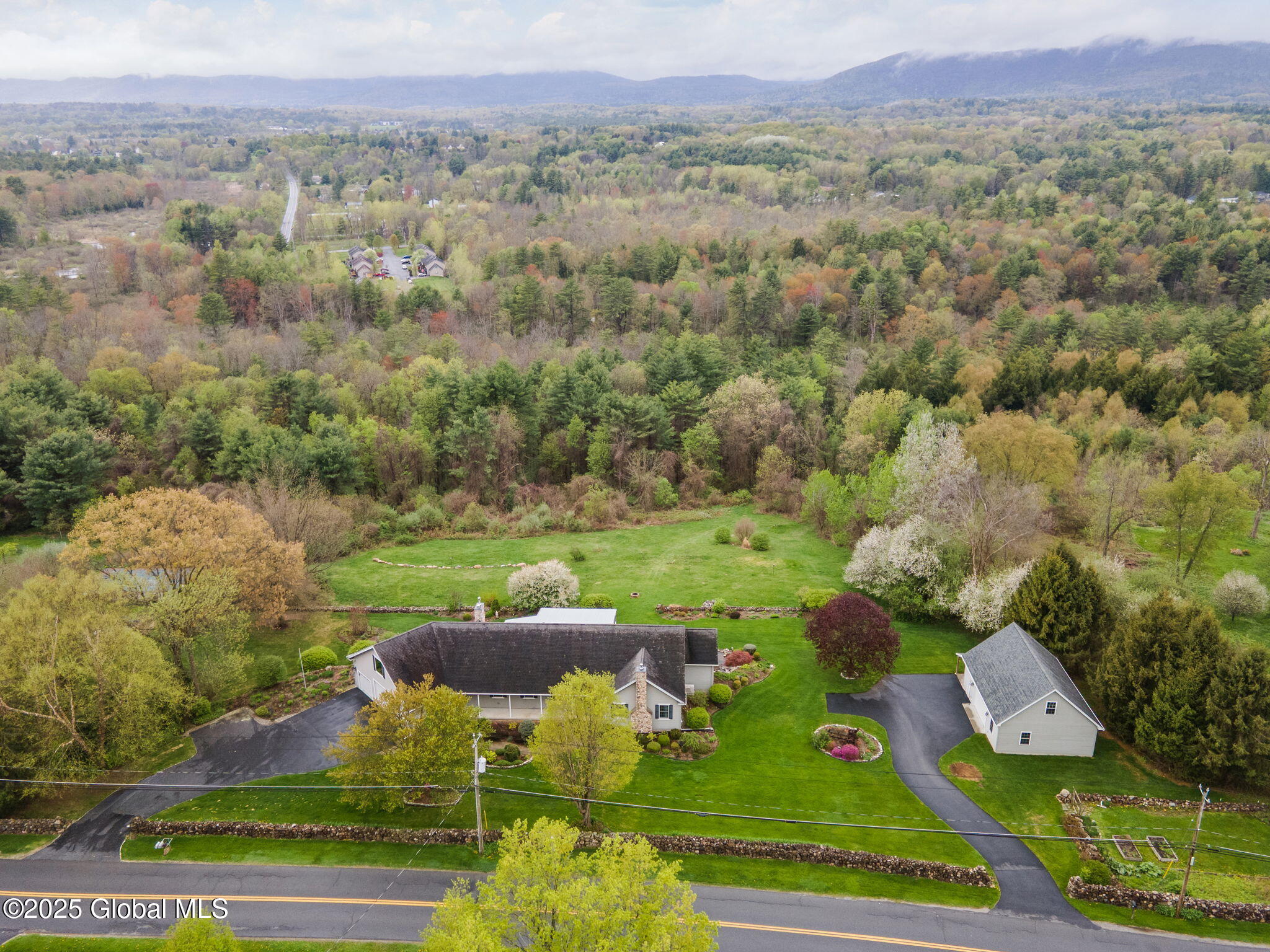 167 Chestnut Ridge Road Queensbury, NY 12804 - Photo 86 of 99 92-146ChestnutRidge_ext_02