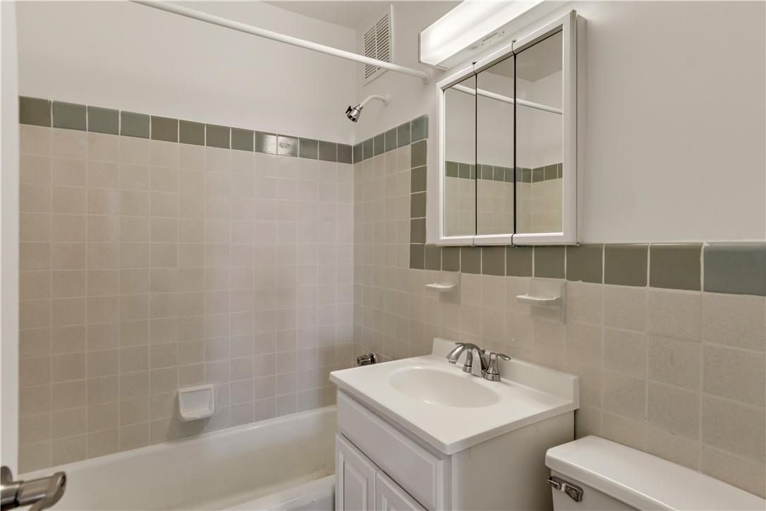 825 Morrison Avenue, Unit 2D Bronx, NY 10473 - Photo 19 of 29