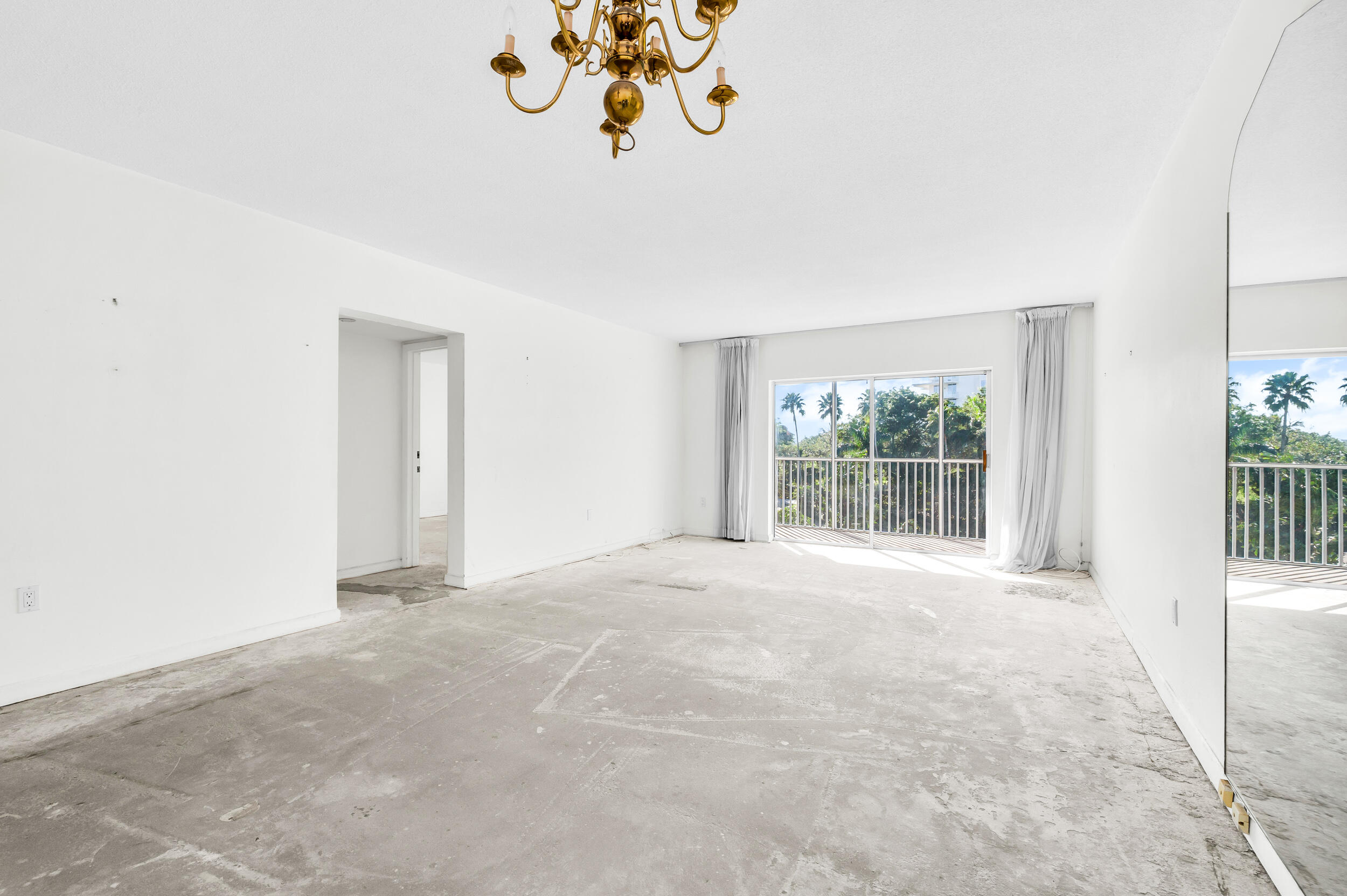 200 East Royal Palm Road, Unit 4040 Boca Raton, FL 33432 - Photo 14 of 22 Dining Room