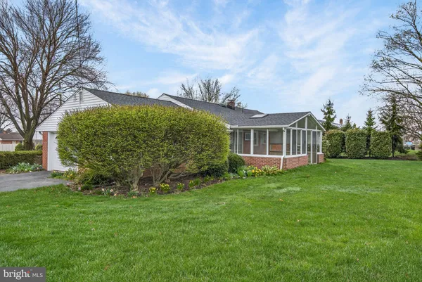 $375,000 | 21 Violet Avenue, Willow Street, PA 17584